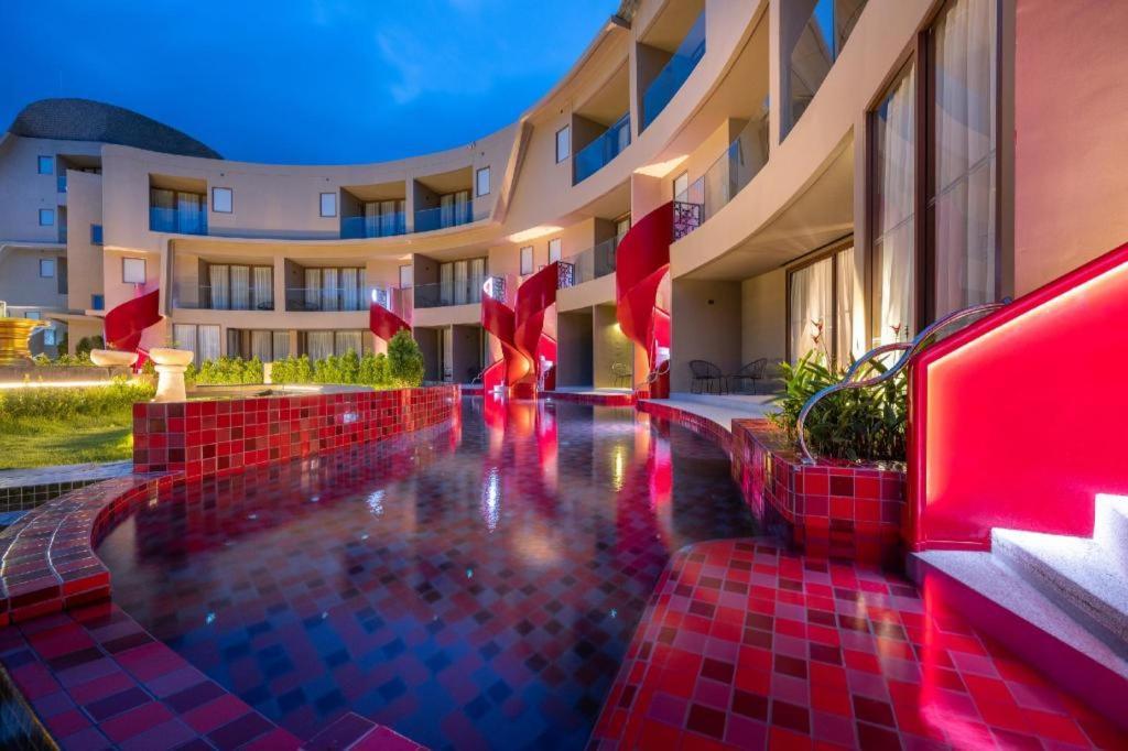 Metadee Elite Hotel Kata Beach  Exterior photo